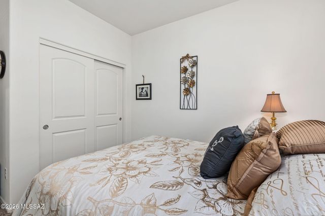 5638 S Montana Peak Way, Tucson, AZ 85757