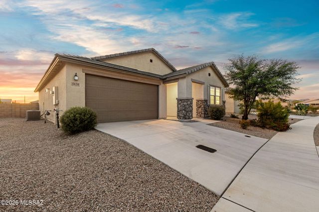 5638 S Montana Peak Way, Tucson, AZ 85757