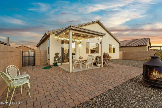 5638 S Montana Peak Way, Tucson, AZ 85757