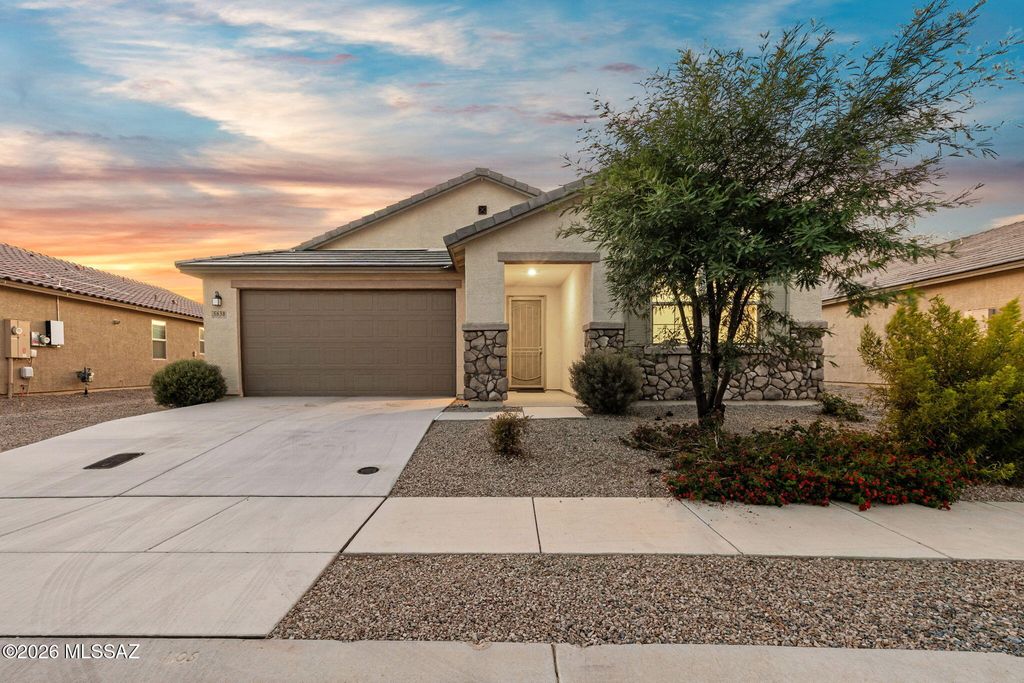 5638 S Montana Peak Way, Tucson, AZ 85757