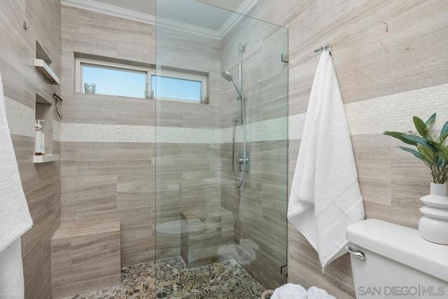 960 Intrepid Ct, Del Mar, CA 92014