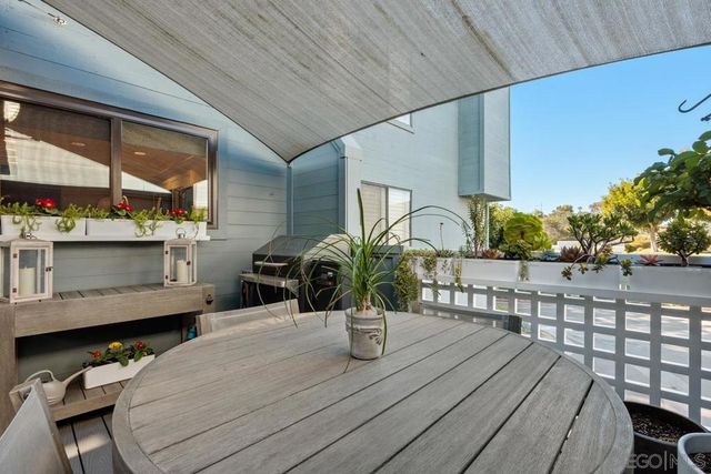 960 Intrepid Ct, Del Mar, CA 92014