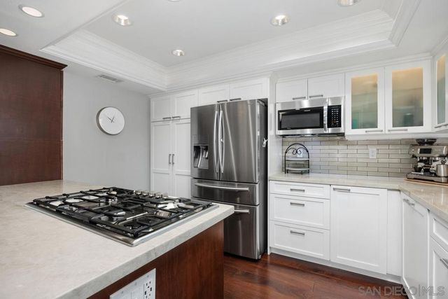 960 Intrepid Ct, Del Mar, CA 92014