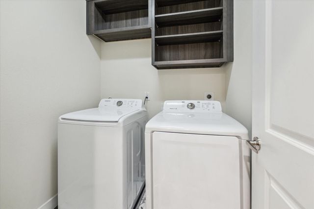 8812 Hollister Pine Court, Houston, TX 77080