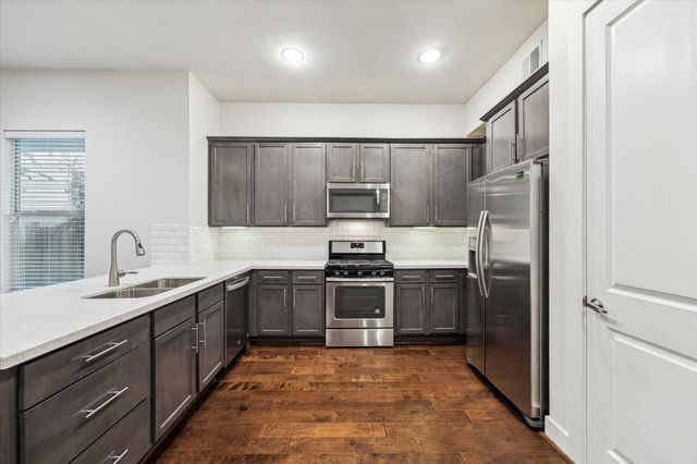 8812 Hollister Pine Court, Houston, TX 77080