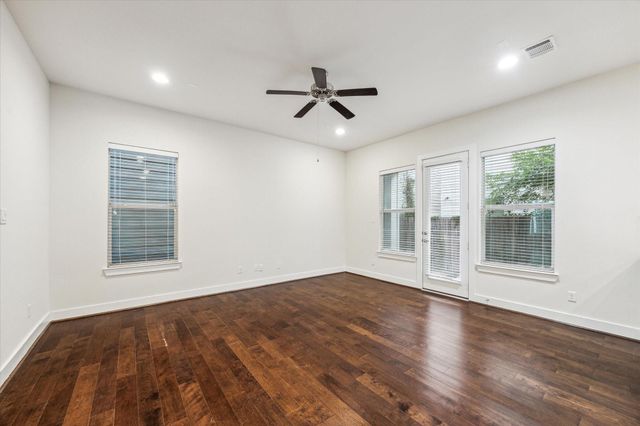 8812 Hollister Pine Court, Houston, TX 77080