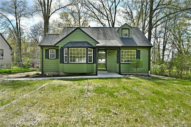 3384 Lakeside Drive, Mineral Ridge, OH 44440