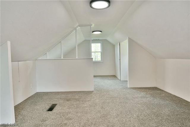3384 Lakeside Drive, Mineral Ridge, OH 44440