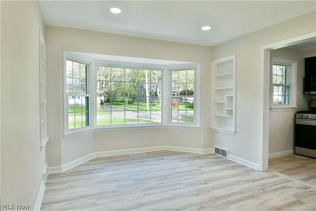 3384 Lakeside Drive, Mineral Ridge, OH 44440