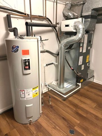 1720 Wildberry Drive B, Glenview, IL 60025