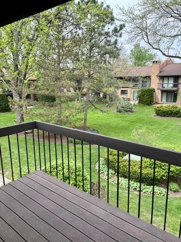 1720 Wildberry Drive B, Glenview, IL 60025