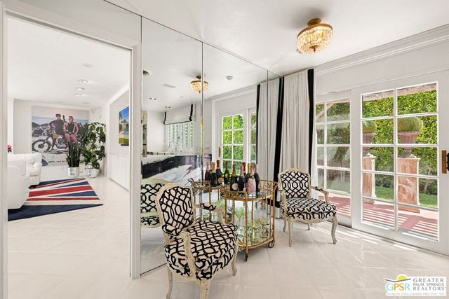 466 Camino Sur, Palm Springs, CA 92262