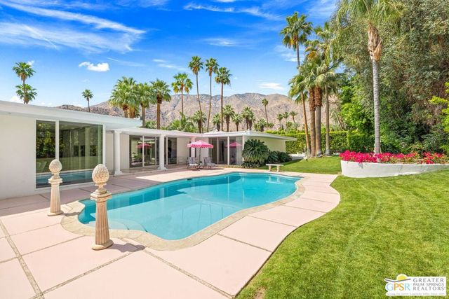 466 Camino Sur, Palm Springs, CA 92262
