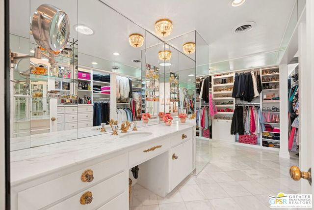 466 Camino Sur, Palm Springs, CA 92262