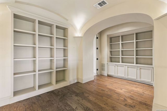 3011 Rustlers Trail, San Antonio, TX 78245