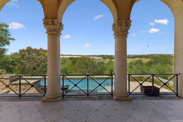 3011 Rustlers Trail, San Antonio, TX 78245