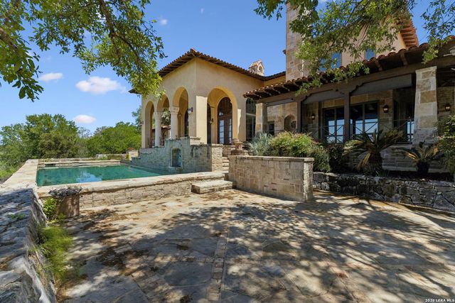 3011 Rustlers Trail, San Antonio, TX 78245