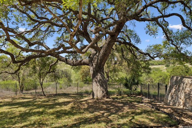 3011 Rustlers Trail, San Antonio, TX 78245