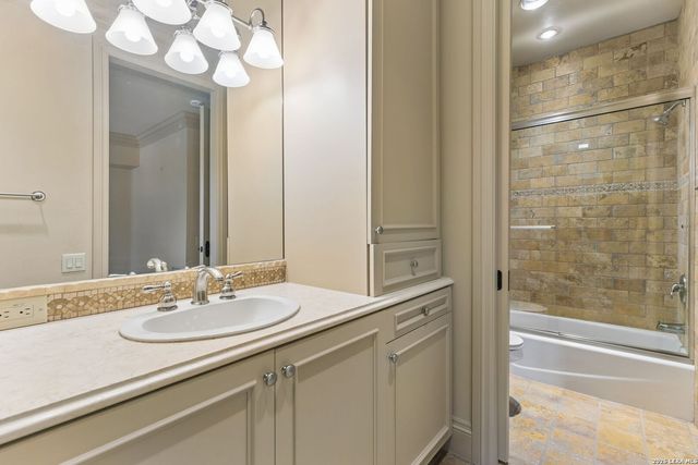 3011 Rustlers Trail, San Antonio, TX 78245