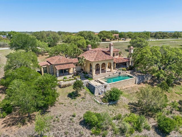 3011 Rustlers Trail, San Antonio, TX 78245