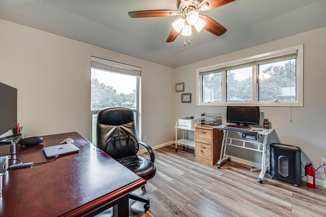 947 Rock Canyon Drive, Duncanville, TX 75137