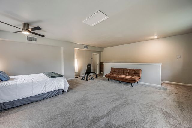 947 Rock Canyon Drive, Duncanville, TX 75137