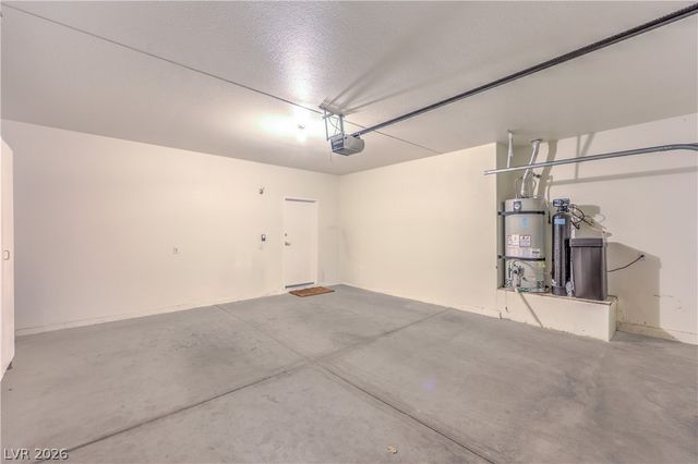 2033 Summer Spruce Place 101, Las Vegas, NV 89134