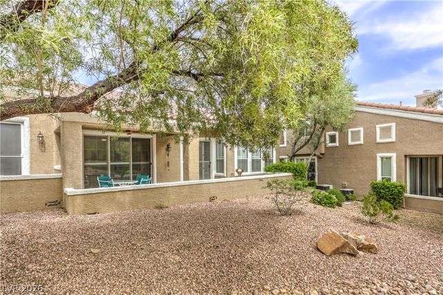 2033 Summer Spruce Place 101, Las Vegas, NV 89134