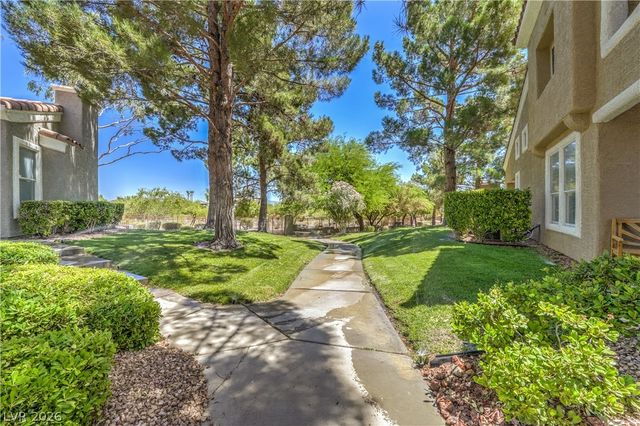 2033 Summer Spruce Place 101, Las Vegas, NV 89134