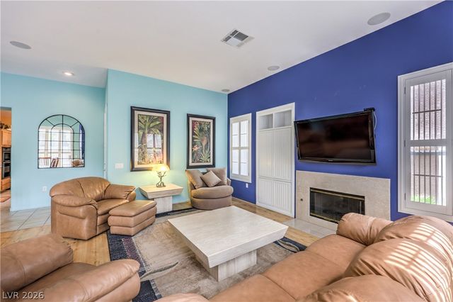 2033 Summer Spruce Place 101, Las Vegas, NV 89134