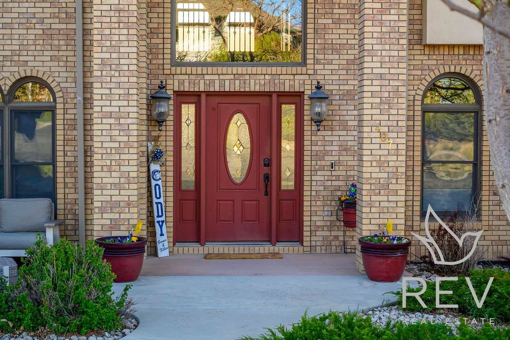 407 Indigo Circle, Cody, WY 82414 photo 2