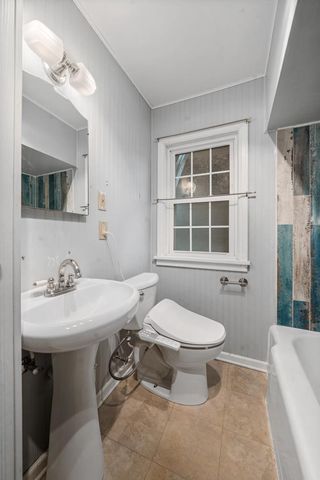 1604 DOUSMAN STREET, Green Bay, WI 54303