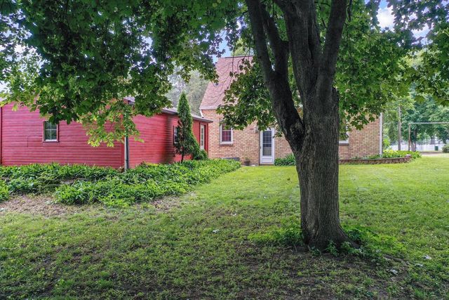 1604 DOUSMAN STREET, Green Bay, WI 54303