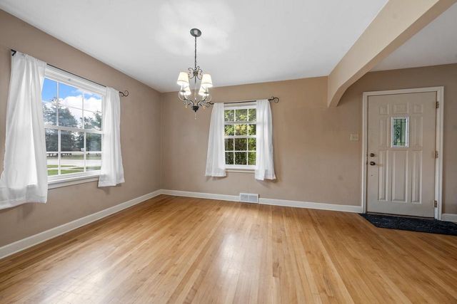 1604 DOUSMAN STREET, Green Bay, WI 54303