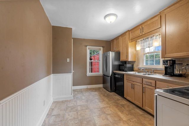 1604 DOUSMAN STREET, Green Bay, WI 54303