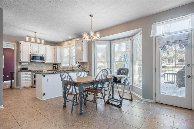 30 Berryhill Court, Springboro, OH 45066