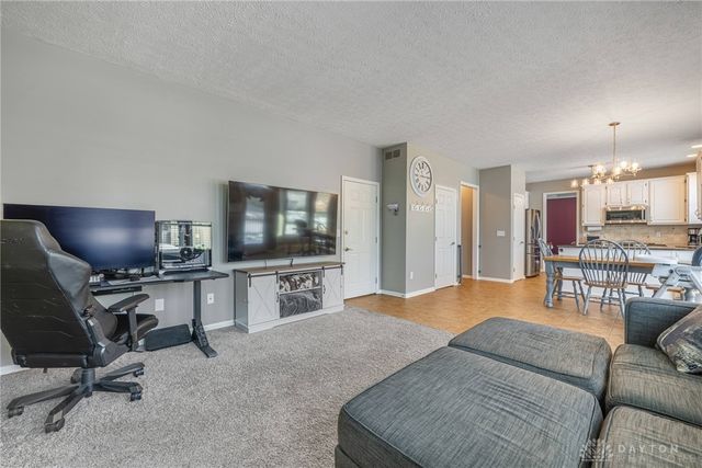 30 Berryhill Court, Springboro, OH 45066