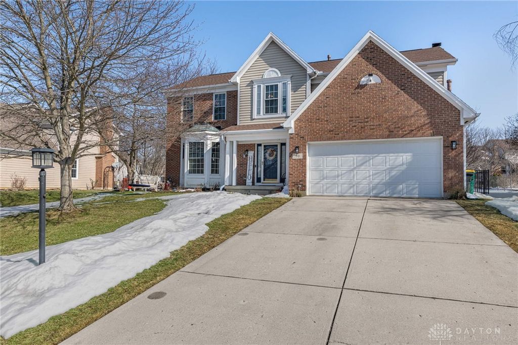 30 Berryhill Court, Springboro, OH 45066