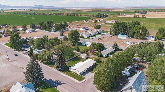 415 Juniper View Avenue, St Anthony, ID 83445