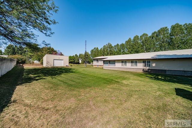 415 Juniper View Avenue, St Anthony, ID 83445