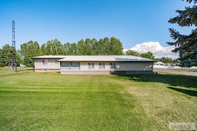 415 Juniper View Avenue, St Anthony, ID 83445