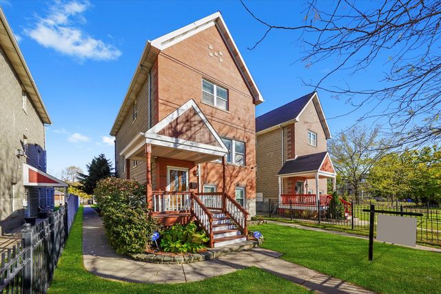 3769 S Lake Park Avenue, Chicago, IL 60653