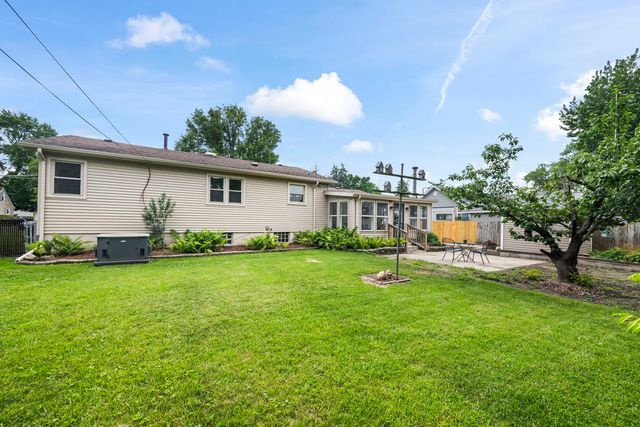 5640 W 84th Street, Burbank, IL 60459