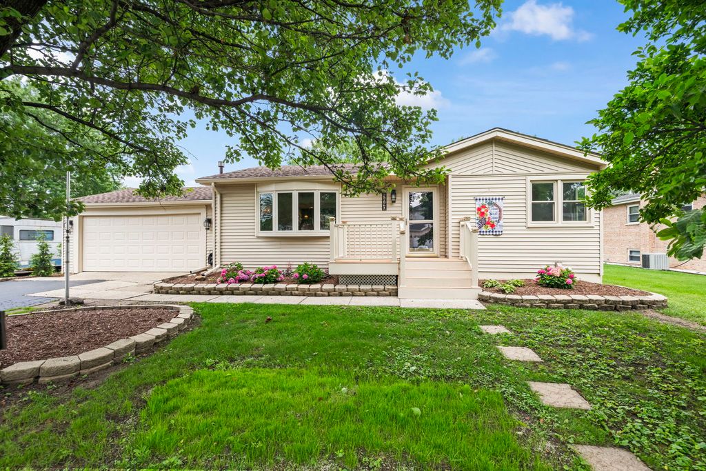 5640 W 84th Street, Burbank, IL 60459