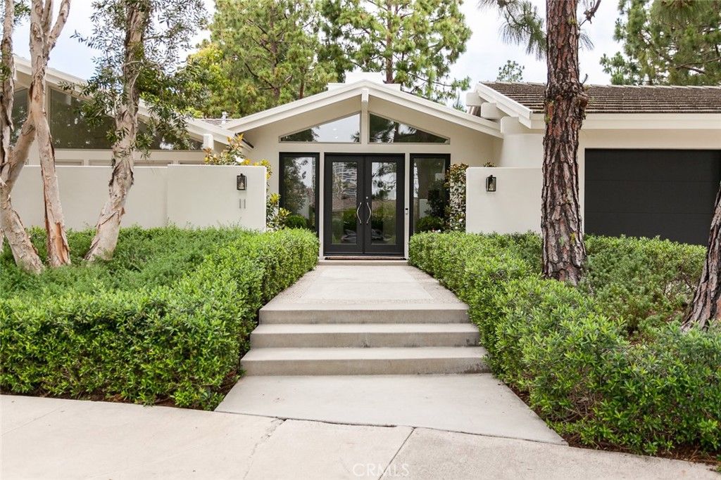 11 Greenbriar, Newport Beach, CA 92660