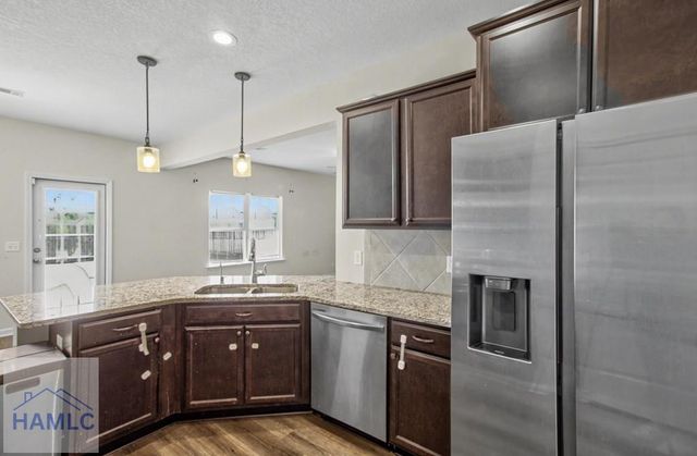 121 Battalion Lane, Hinesville, GA 31313