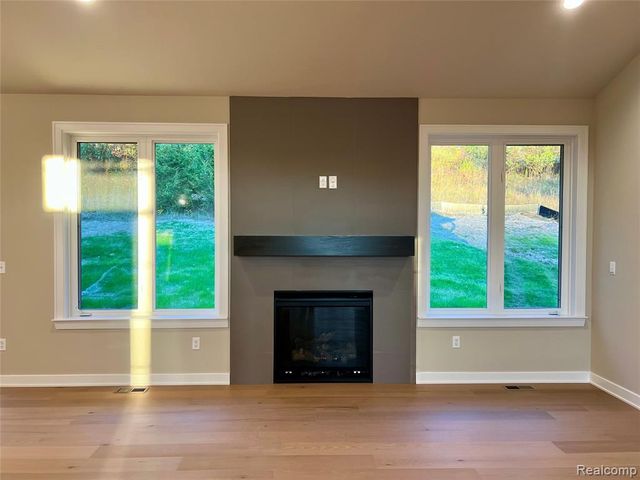 8848 Stonewall, Clarkston, MI 48348