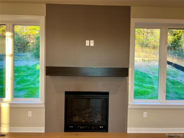 8848 Stonewall, Clarkston, MI 48348