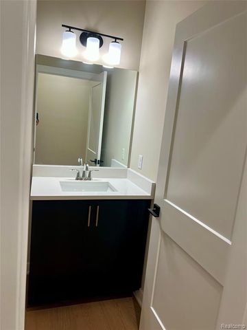 8848 Stonewall, Clarkston, MI 48348