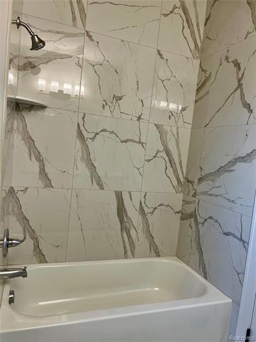 8848 Stonewall, Clarkston, MI 48348